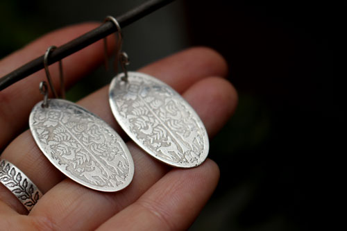 Early morning deer, Mexican Otomis earrings in sterling silver