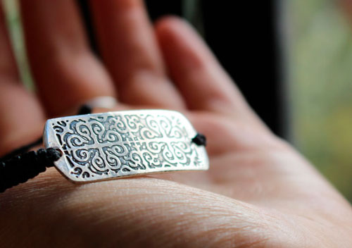 Enguerrand, medieval bracelet in sterling silver and macrame