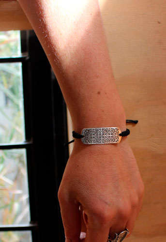 Enguerrand, medieval bracelet in sterling silver and macrame