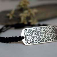 Enguerrand, medieval bracelet in sterling silver and macrame