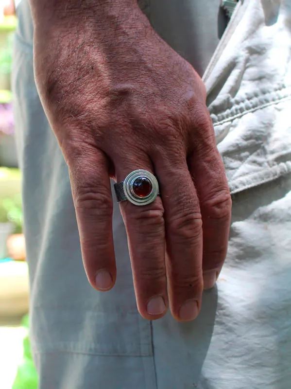 Faith, medieval fleur-de-lis ring in silver and garnet