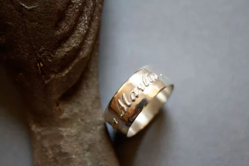 Family bond, personalized raised names ring in sterling silver