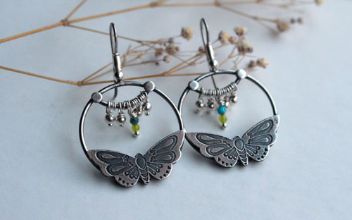 Farandole, butterfly earrings in silver, yellow agate, green agate and amazonite