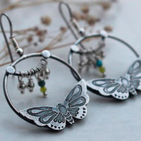 Farandole, butterfly earrings in silver, yellow agate, green agate and amazonite