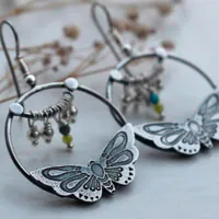 Farandole, butterfly earrings in silver, yellow agate, green agate and amazonite