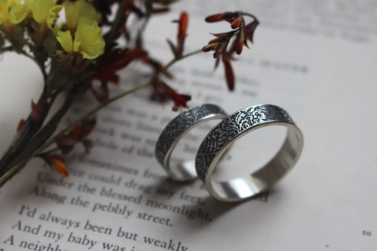 Fern and poppy wedding bands, botanical encounter ring in silver