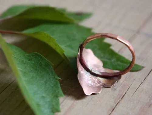 Fire rose, medieval rosette ring in silver and copper