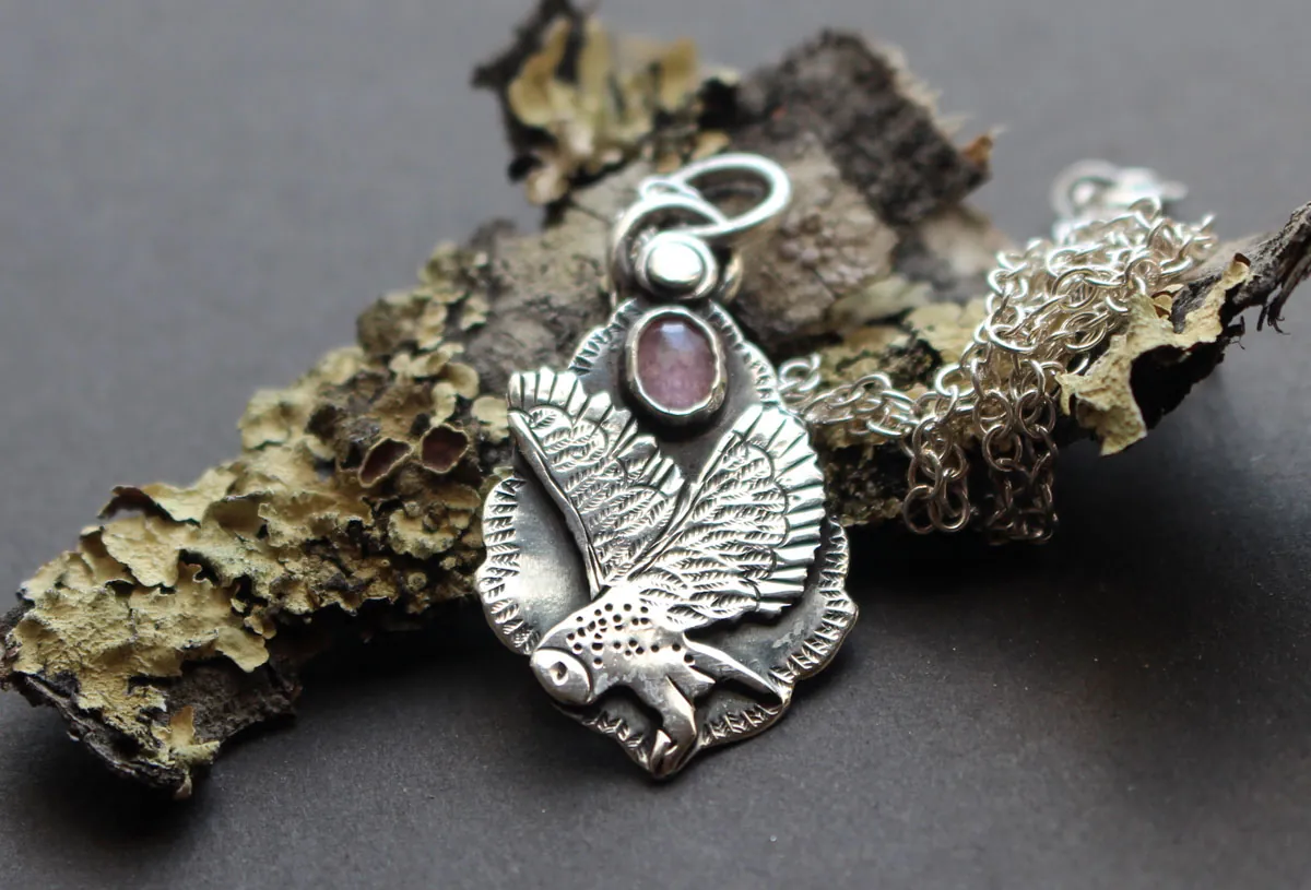 Flight, owl necklace in silver and pink sapphire