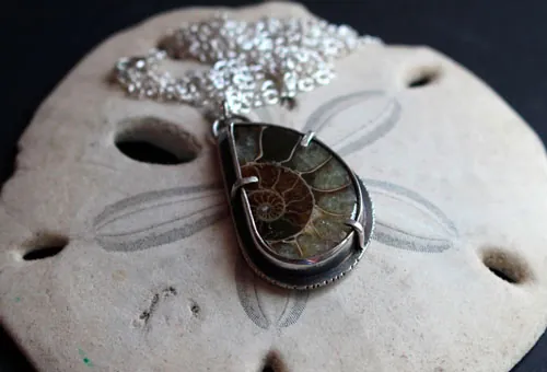 From the bottom of the ocean, underwater exploration necklace in silver and fossil ammonite