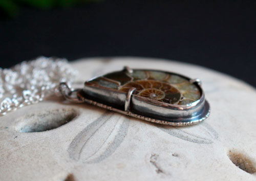 From the bottom of the ocean, underwater exploration necklace in silver and fossil ammonite