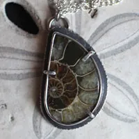From the bottom of the ocean, underwater exploration necklace in silver and fossil ammonite