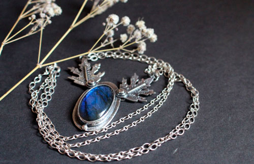 Frost leaves, elven leaf necklace in silver and labradorite