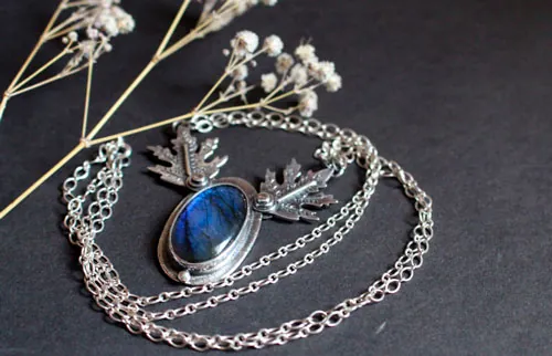 Frost leaves, elven leaf necklace in silver and labradorite