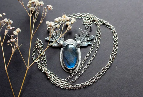 Frost leaves, elven leaf necklace in silver and labradorite