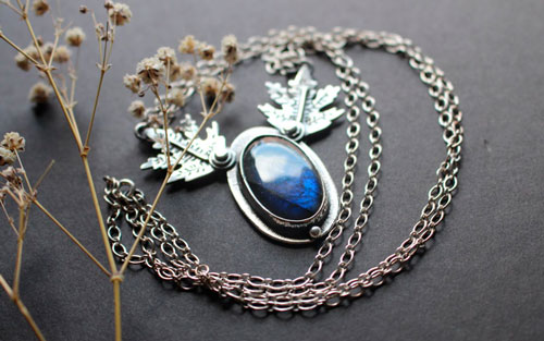 Frost leaves, elven leaf necklace in silver and labradorite