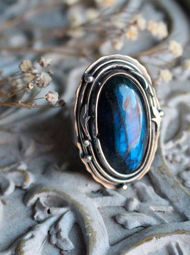 Frost moon over the forest, elven ring in silver with labradorite