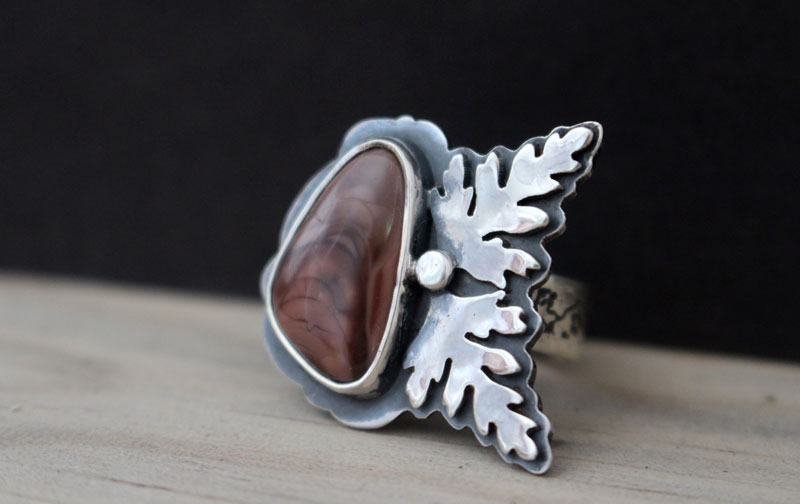 Flowering, botanical ring in silver and imperial jasper