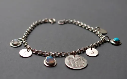 Genealogy, family birthstone bracelet in silver, opal, turquoise and moonstone
