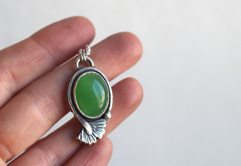 Green ginkgo, leaf necklace in silver and green agate