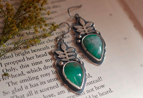 Growth, botanical earrings in sterling silver and chrysoprase
