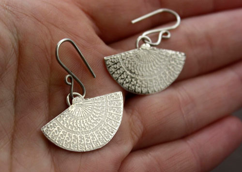 Han’i, Japanese fan earrings in sterling silver