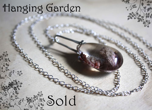 Hanging garden, Babylon mystery necklace in silver and phantom quartz