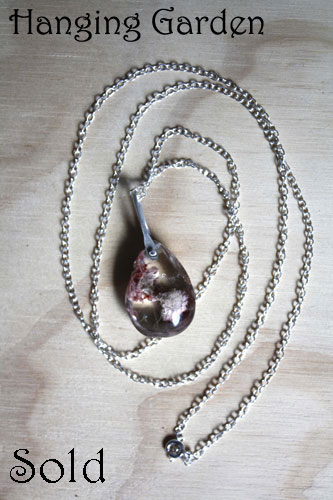 Hanging garden, Babylon mystery necklace in silver and phantom quartz