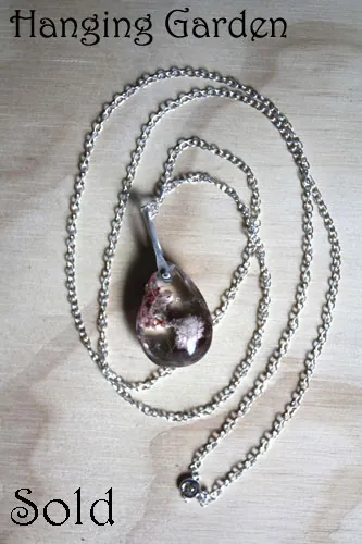 Hanging garden, Babylon mystery necklace in silver and phantom quartz