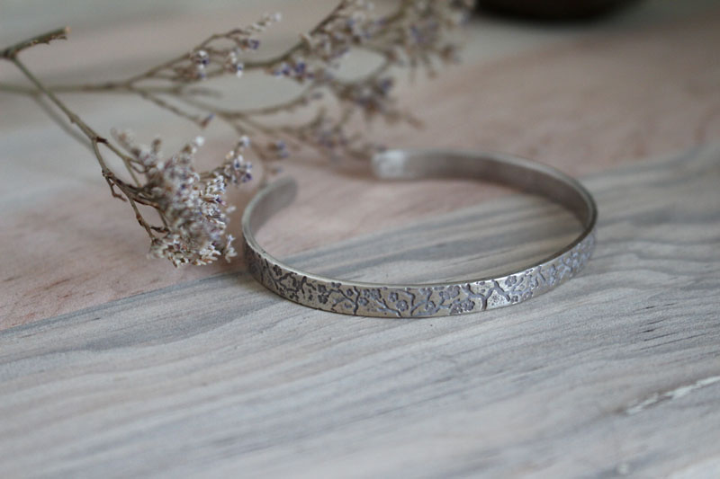 Haru, Japanese cherry blossom branches bracelet in silver