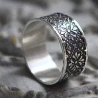 Helorian, medieval flower silver ring