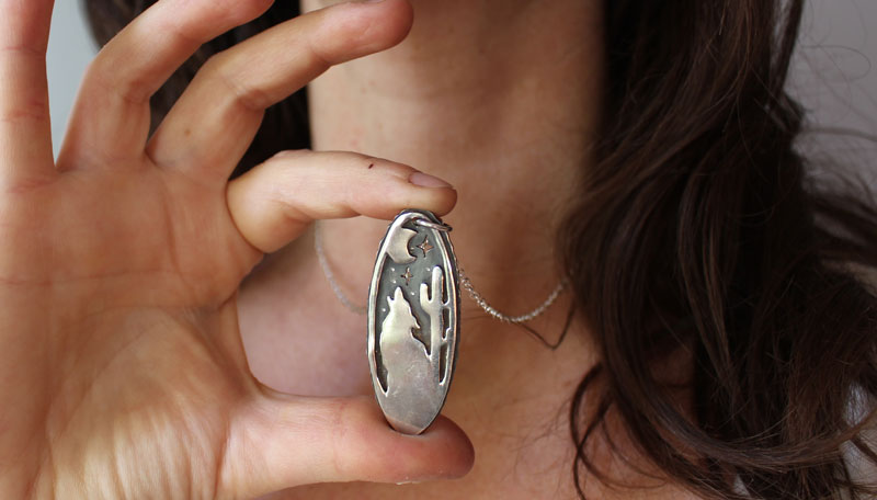 Howling at the moon, desert coyote necklace in sterling silver