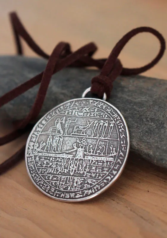 Hypocephalus of Djed-Hor, egyptian necklace in silver