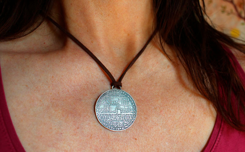 Hypocephalus of Djed-Hor, egyptian necklace in silver