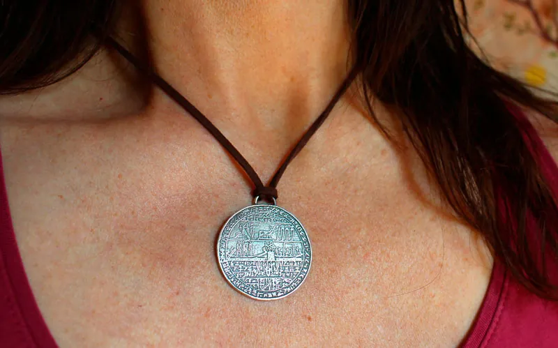Hypocephalus of Djed-Hor, egyptian necklace in silver
