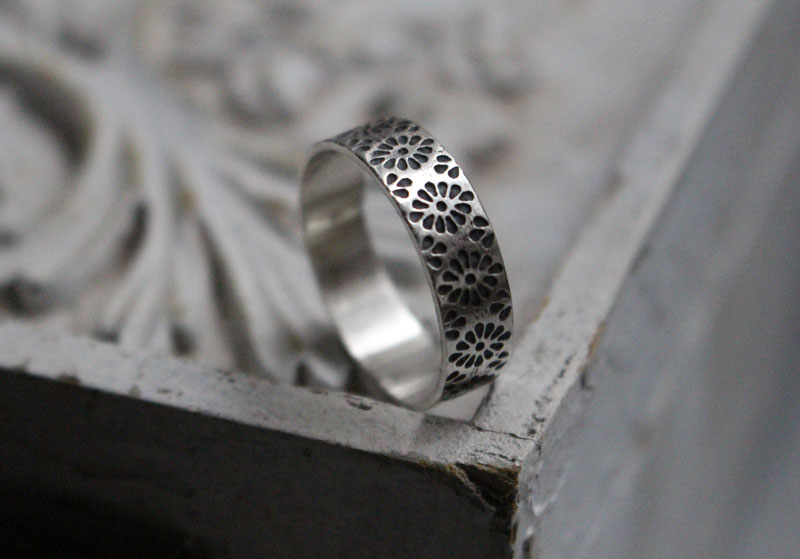 Hanabi, Japanese stylized flower ring in sterling silver