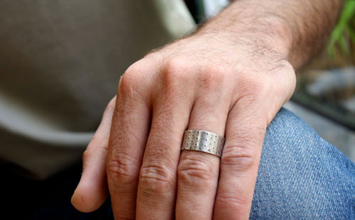 Hitomi, Japanese soothing wave ring in sterling silver