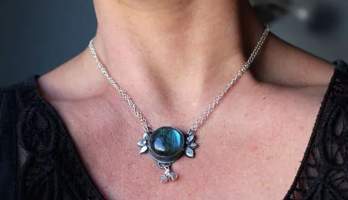 Ice inflorescence, baroque flower necklace in silver and labradorite