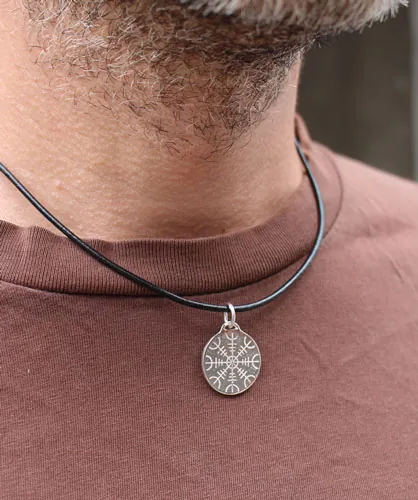 Icelandic rune, Celtic Galdrastafir talisman pendant in silver