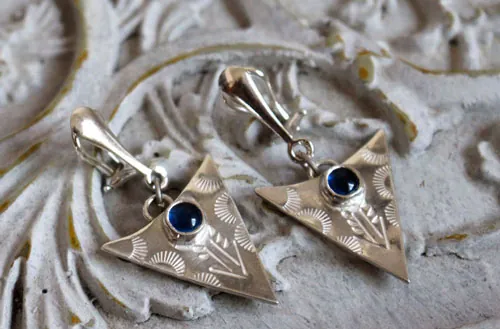 Indian blue, tribal triangle earrings in silver and blue sapphire