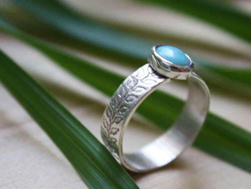 Ipomoea, climbing plant ring in silver and turquoise