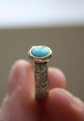 Ipomoea, climbing plant ring in silver and turquoise
