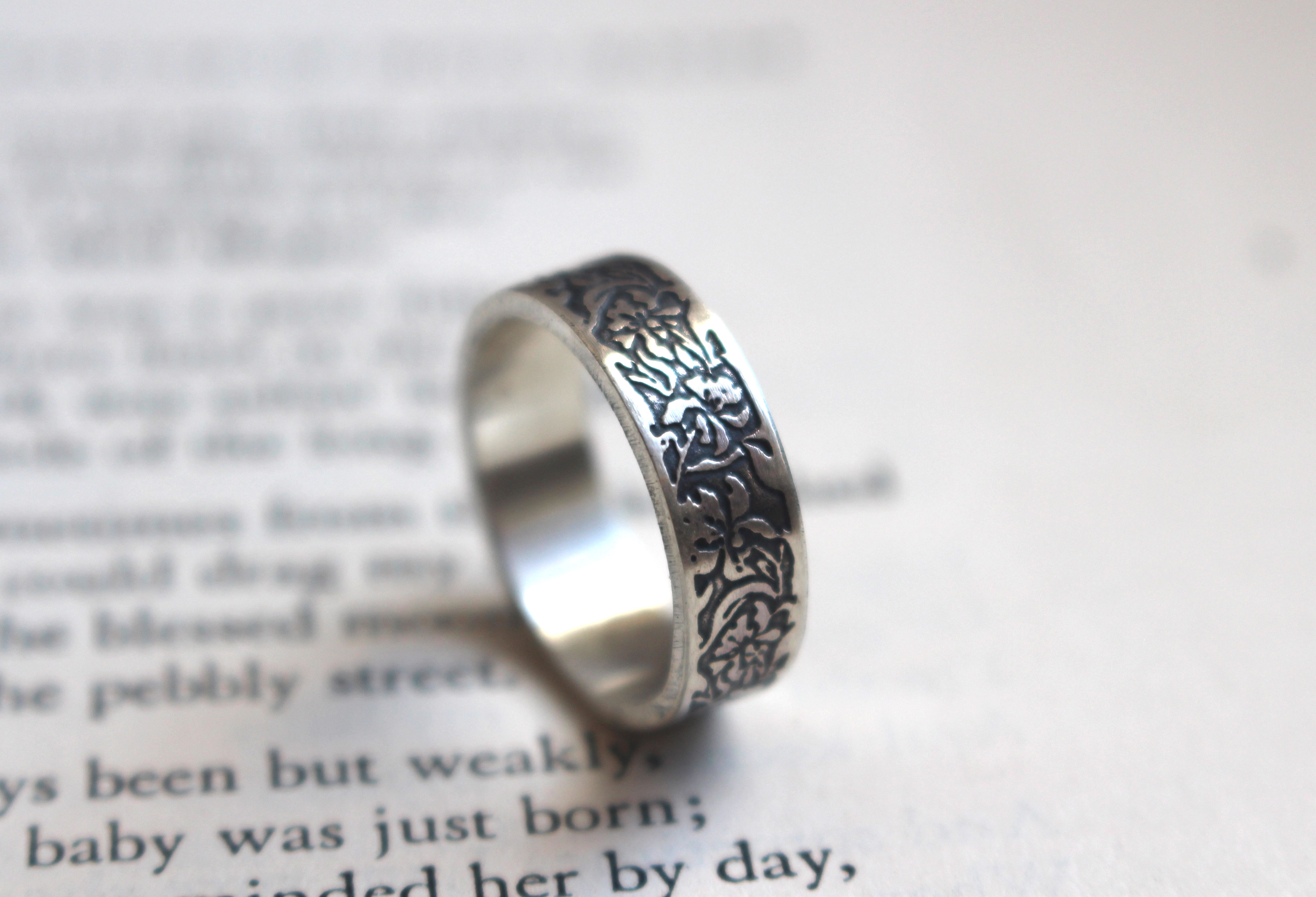 Iris, flower ring in sterling silver