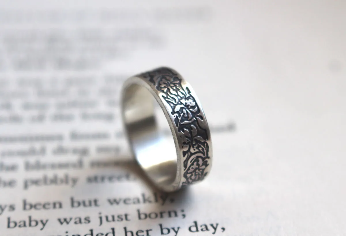 Iris, flower ring in sterling silver