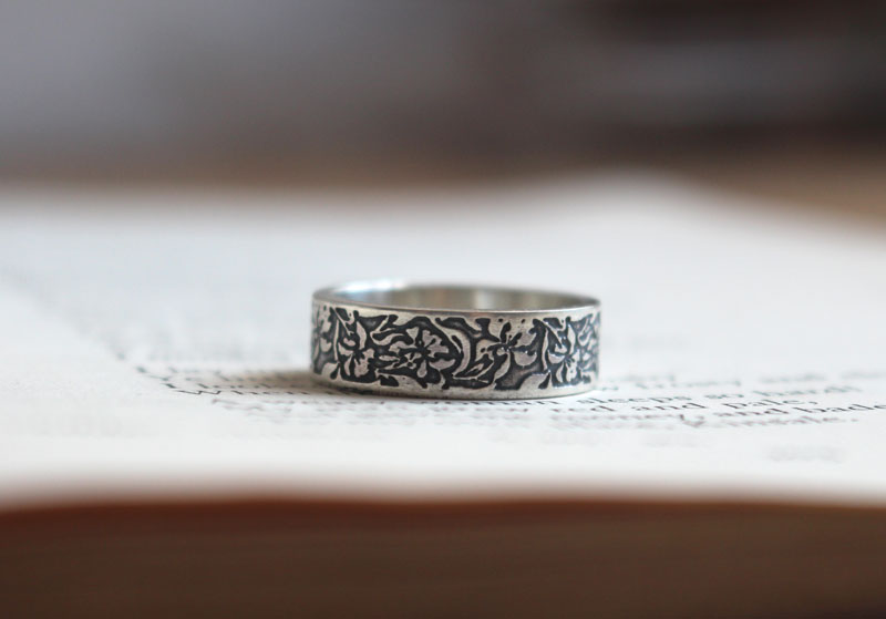 Iris, flower ring in sterling silver