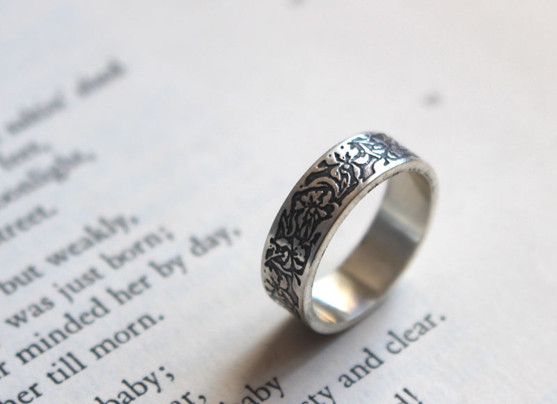 Iris, flower ring in sterling silver