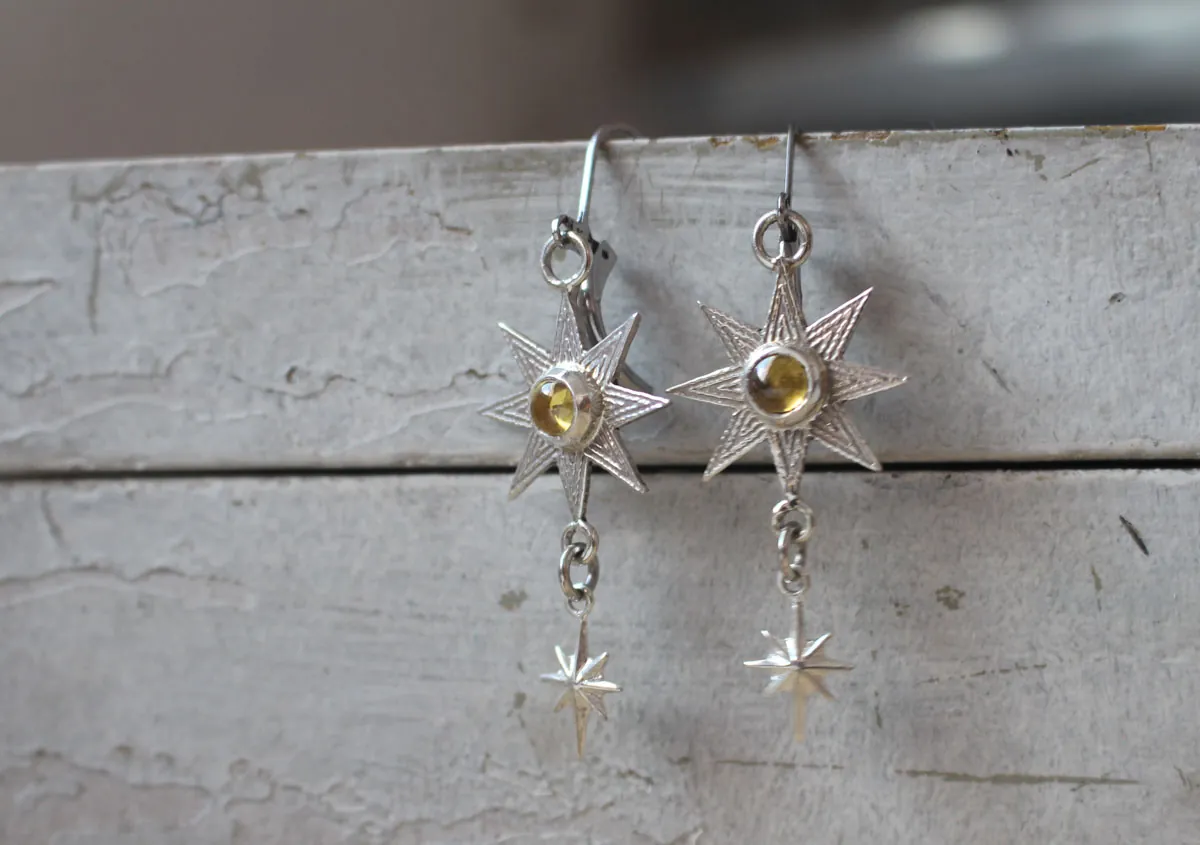 Ishtar, Mesopotamian star earrings in silver and yellow zircon