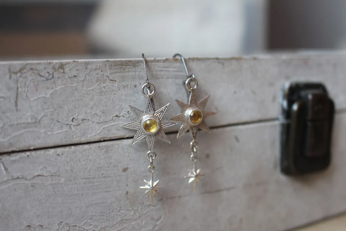 Ishtar, Mesopotamian star earrings in silver and yellow zircon