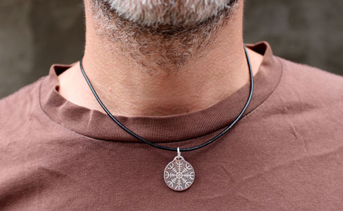 Icelandic rune, Celtic Galdrastafir talisman pendant in silver