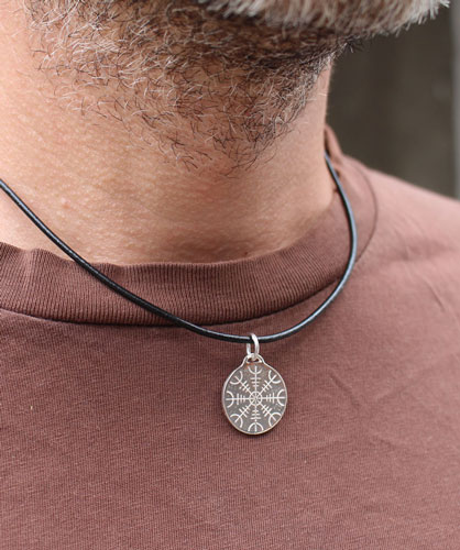 Icelandic rune, Celtic Galdrastafir talisman pendant in silver
