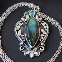 Inaccessible Eden, flower garden necklace in silver and labradorite